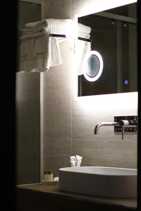 Albes Hotel Fier Kültér fotó