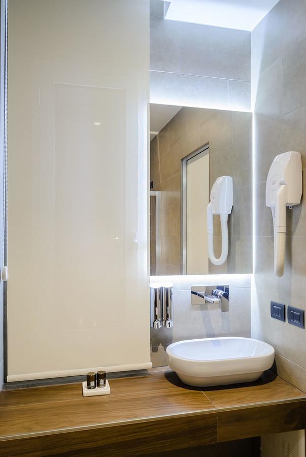 Albes Hotel Fier Kültér fotó